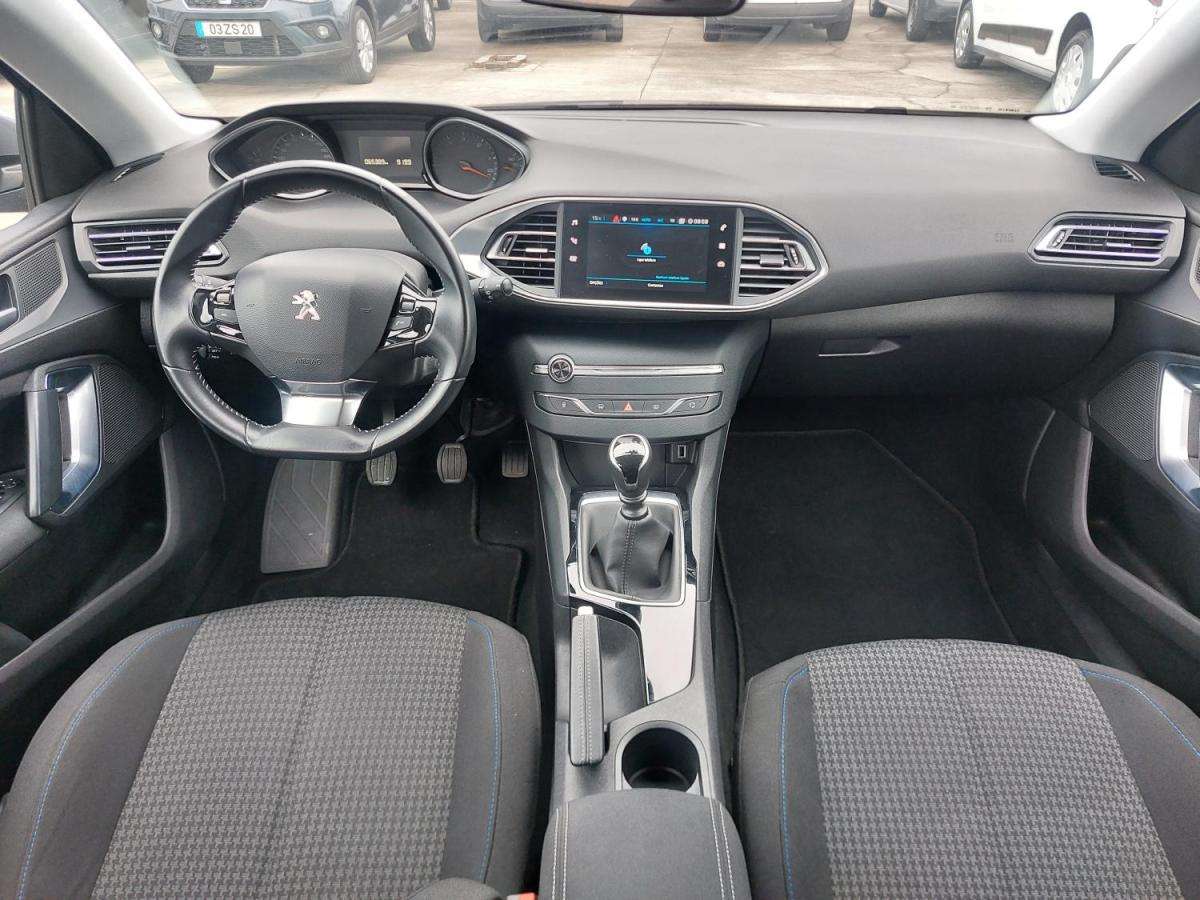 peugeot-308-sw-2021-diesel-1499cc