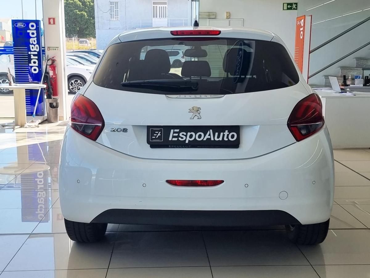 peugeot-208-2018-gasolina-1199cc