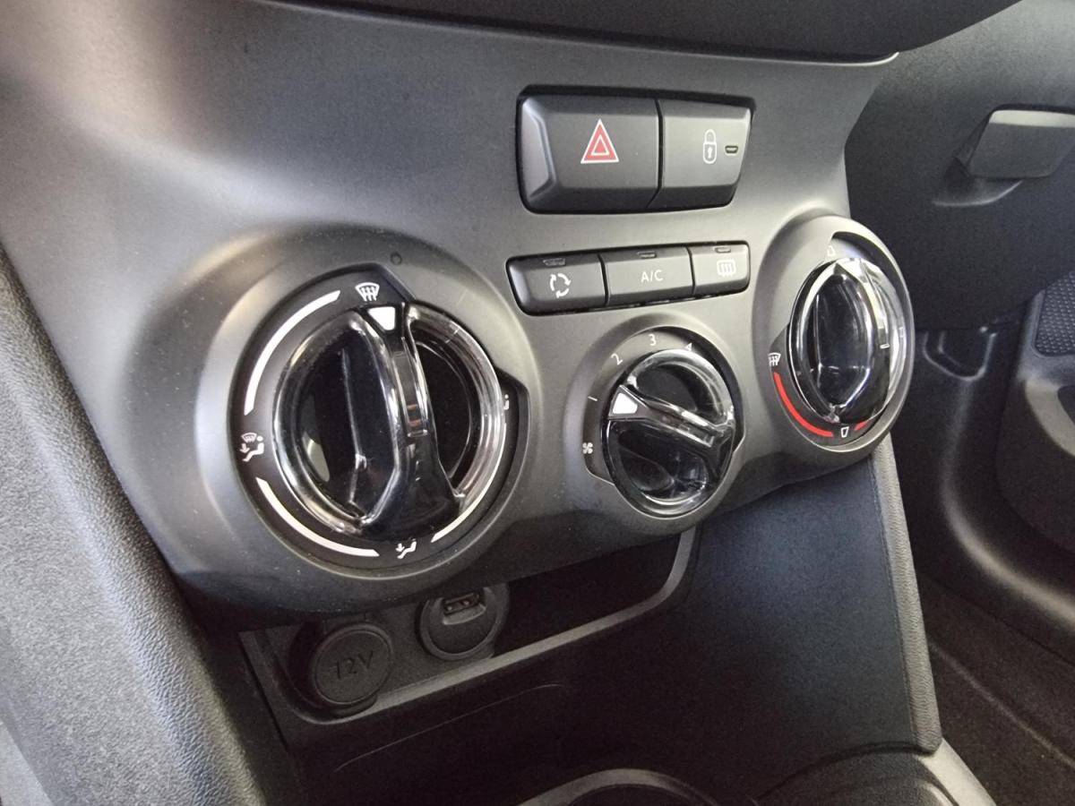 peugeot-208-2018-gasolina-1199cc