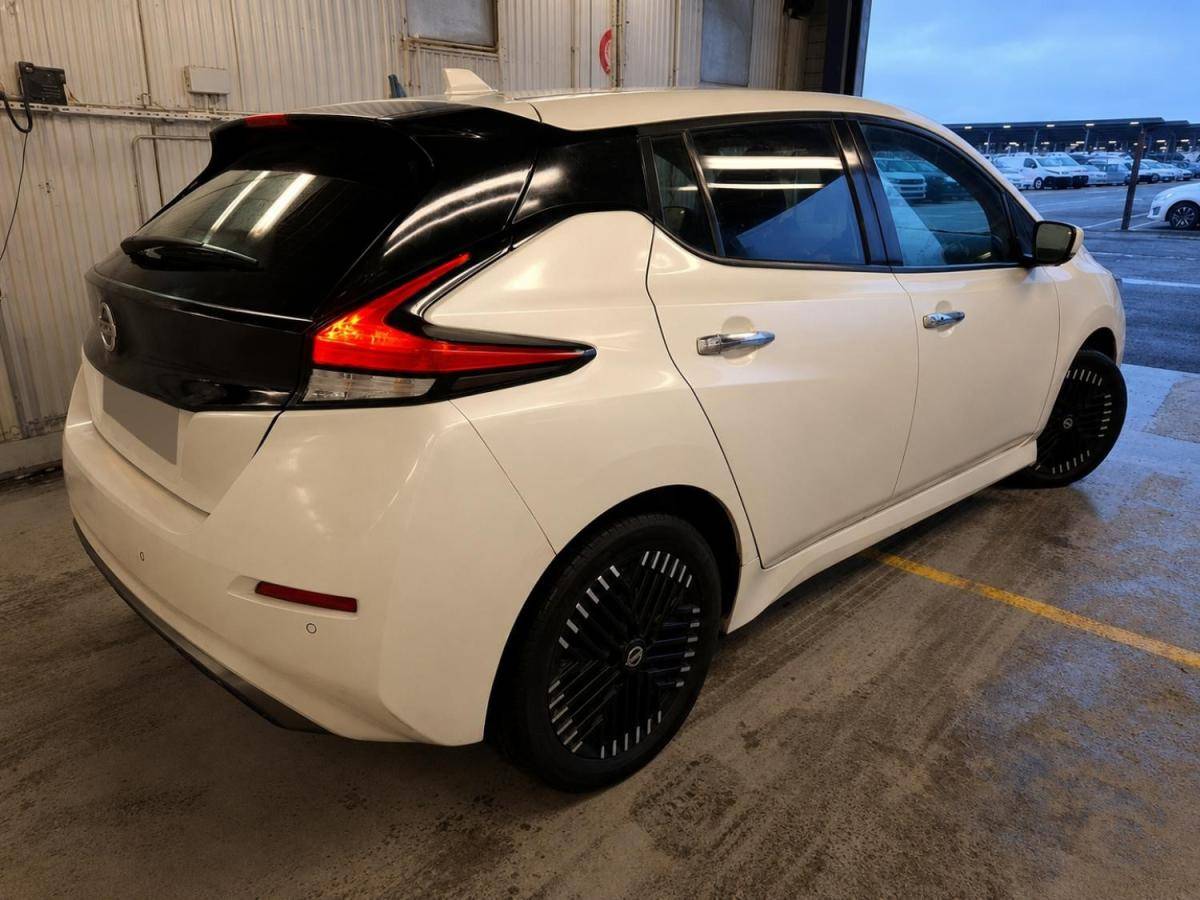nissan-leaf-2023-eletrico-0cc