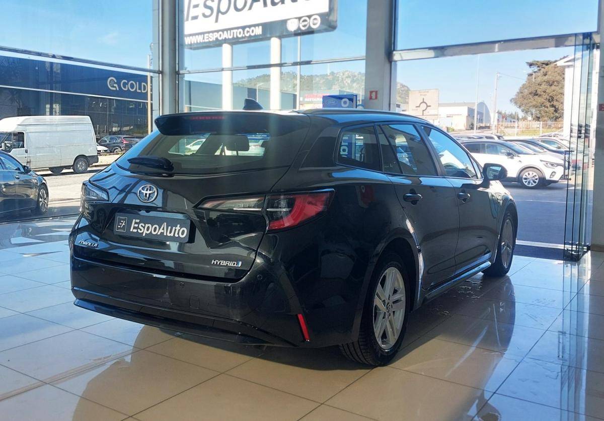 toyota-corolla-sw-2022-hibrido-a-gasolina-1798cc