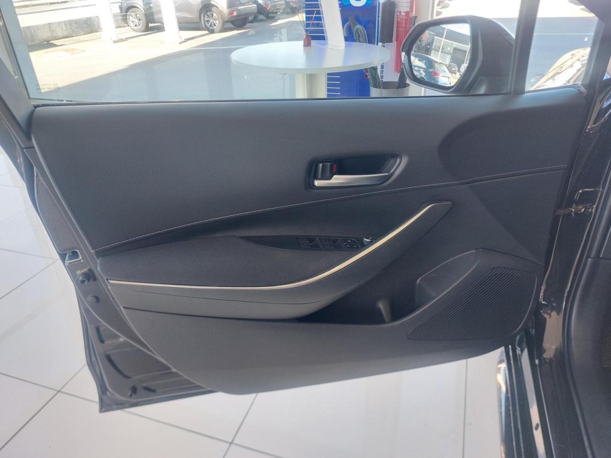 toyota-corolla-sw-2022-hibrido-a-gasolina-1798cc
