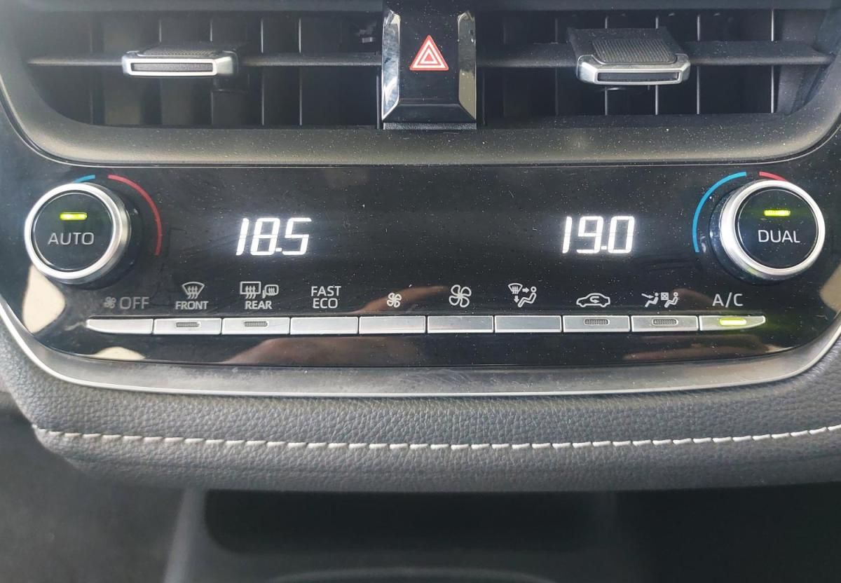 toyota-corolla-sw-2022-hibrido-a-gasolina-1798cc
