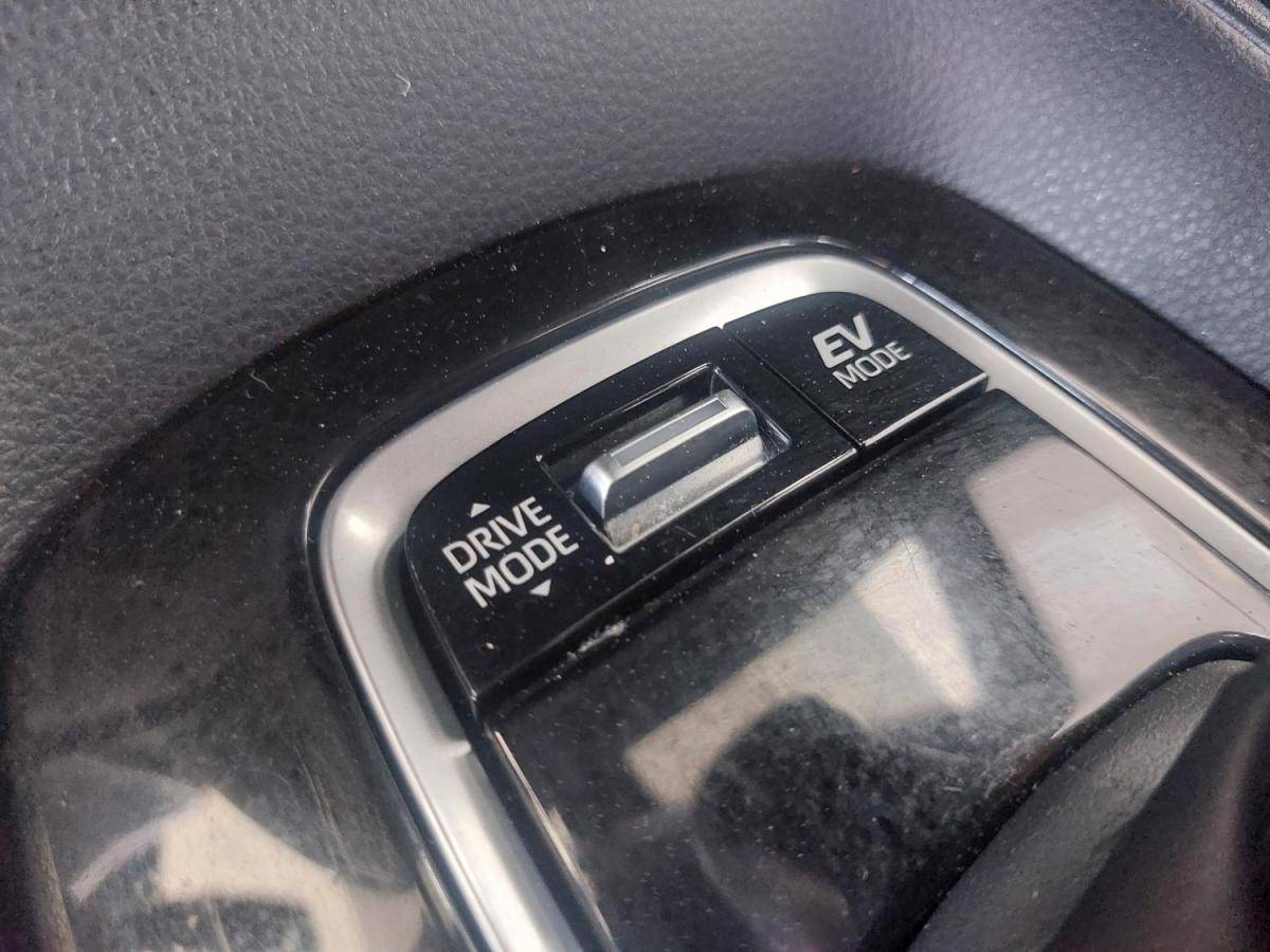 toyota-corolla-sw-2022-hibrido-a-gasolina-1798cc
