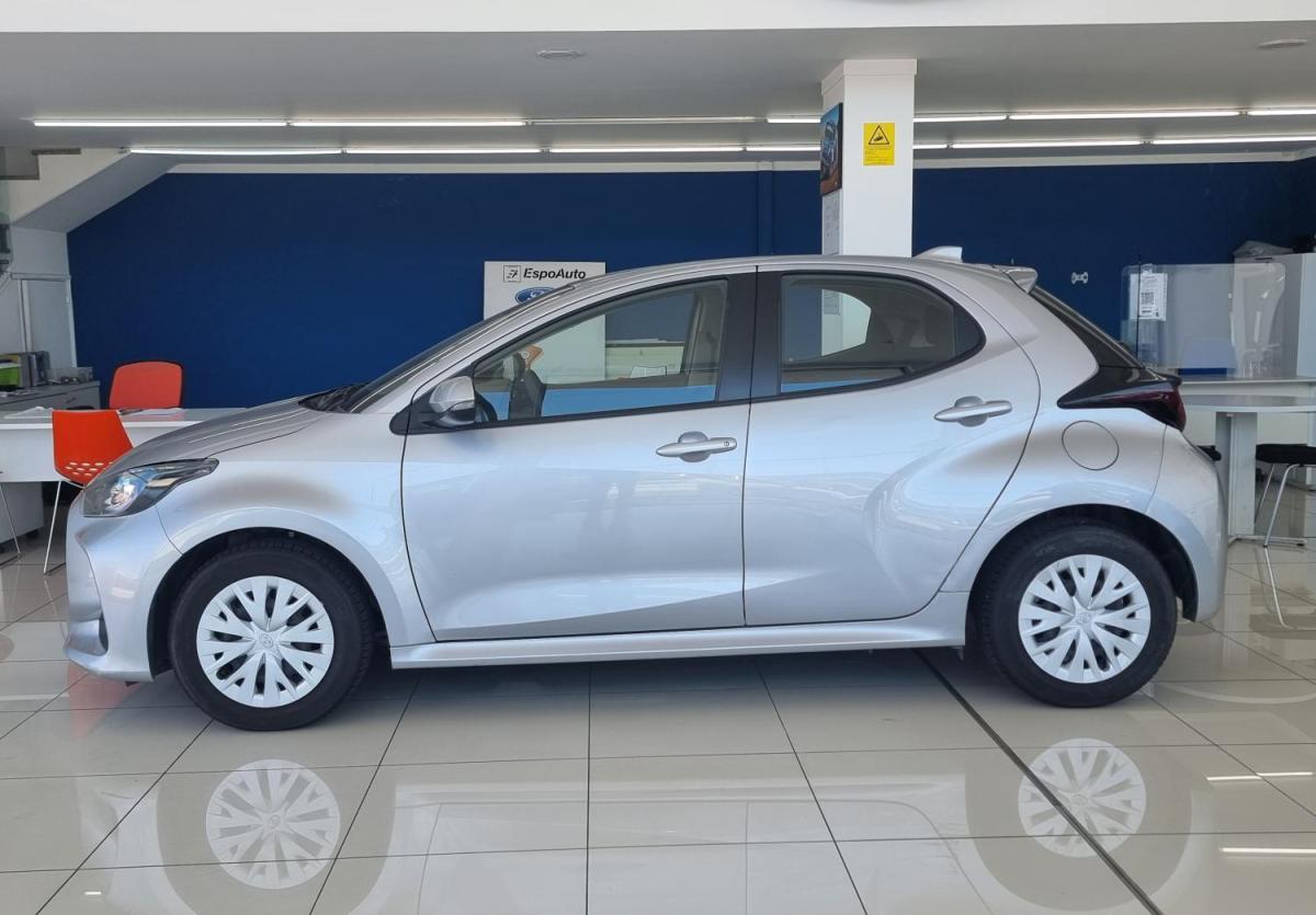 toyota-yaris-2021-gasolina-998cc