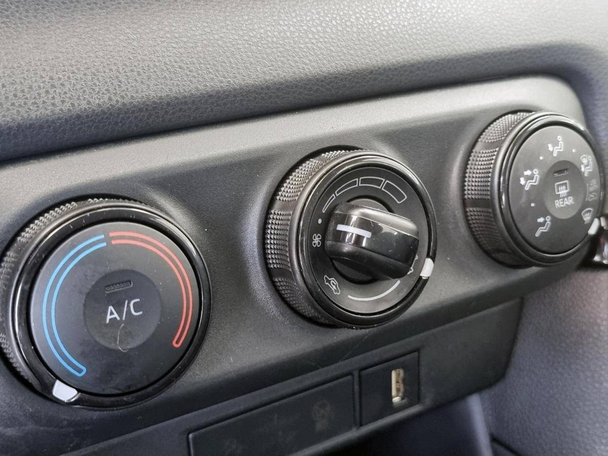 toyota-yaris-2021-gasolina-998cc