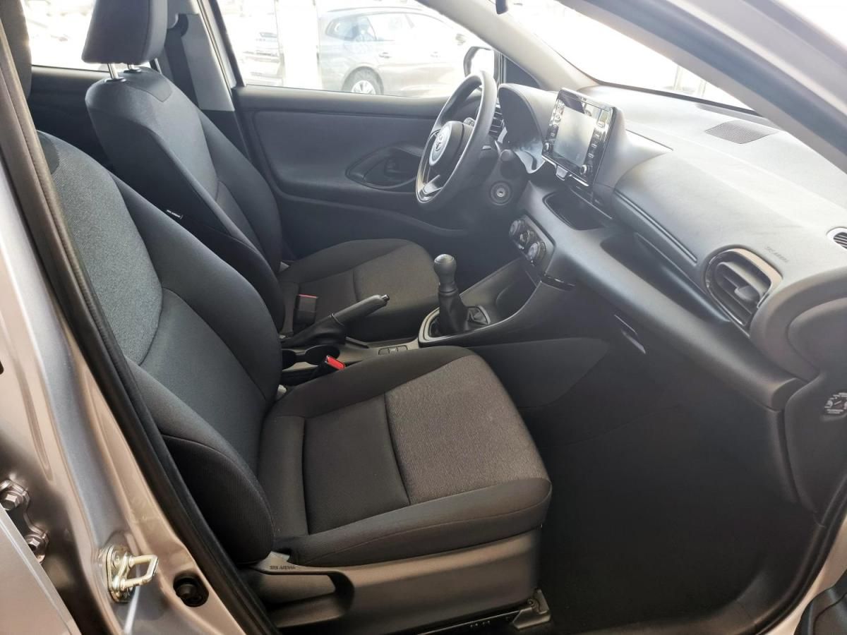 toyota-yaris-2021-gasolina-998cc