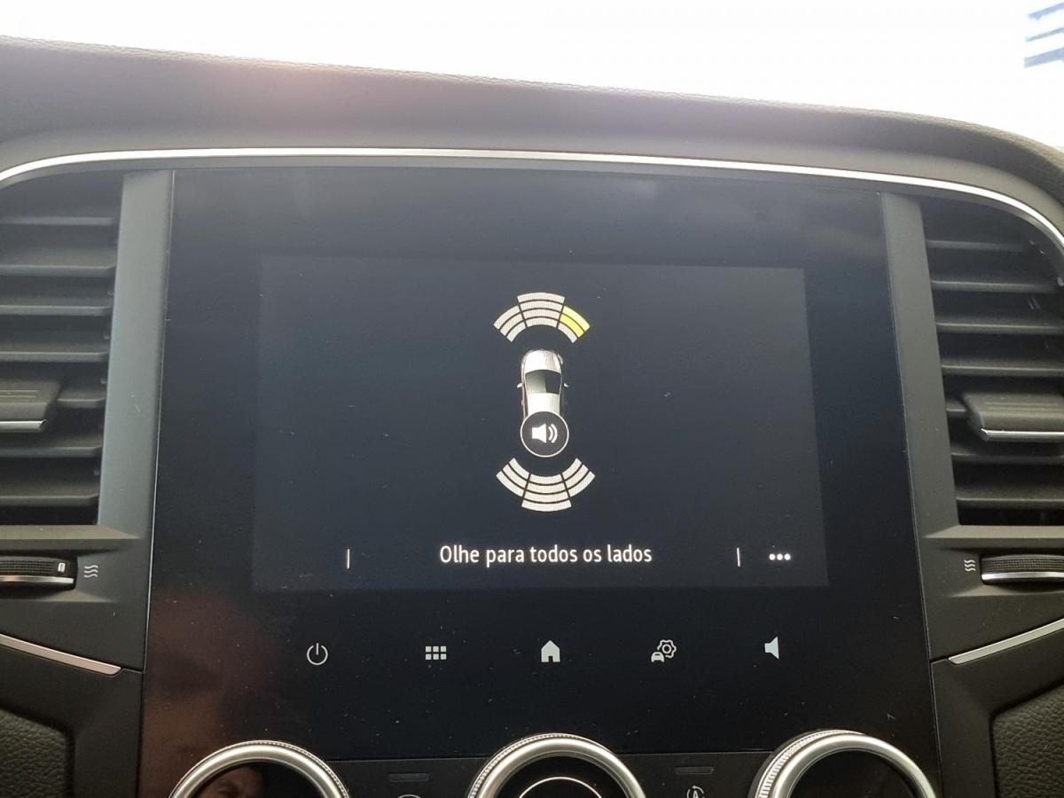 renault-megane-sport-tourer-2021-hibrido-a-gasolina-1598cc