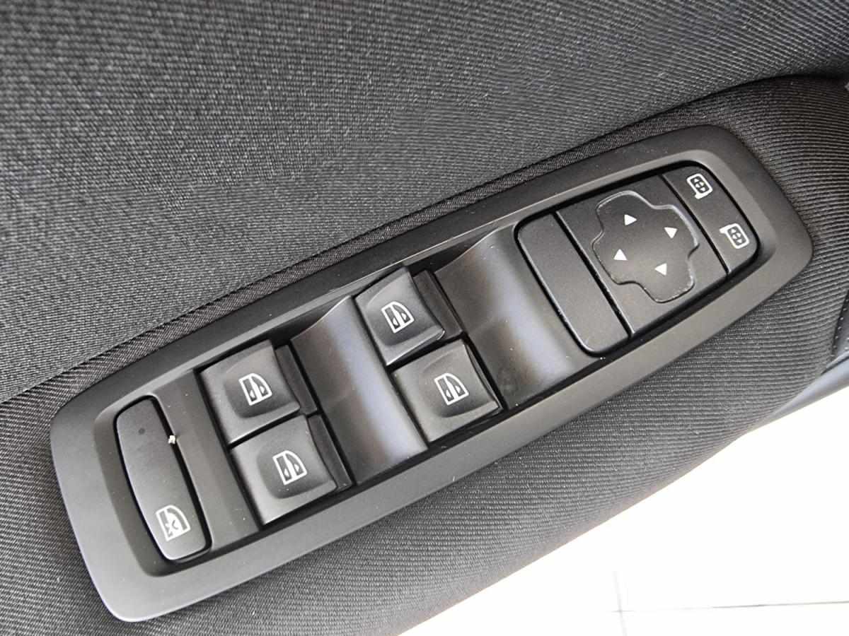 renault-megane-sport-tourer-2021-hibrido-a-gasolina-1598cc