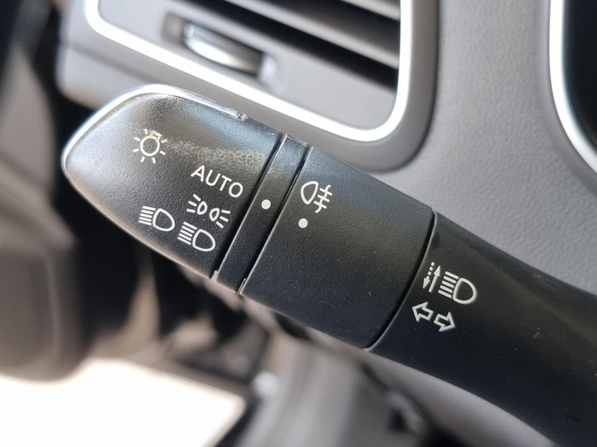renault-megane-sport-tourer-2021-hibrido-a-gasolina-1598cc