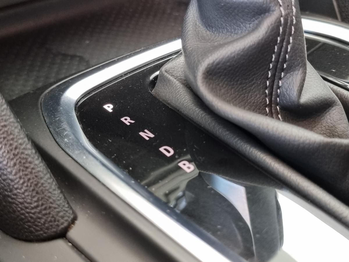 renault-megane-sport-tourer-2021-hibrido-a-gasolina-1598cc