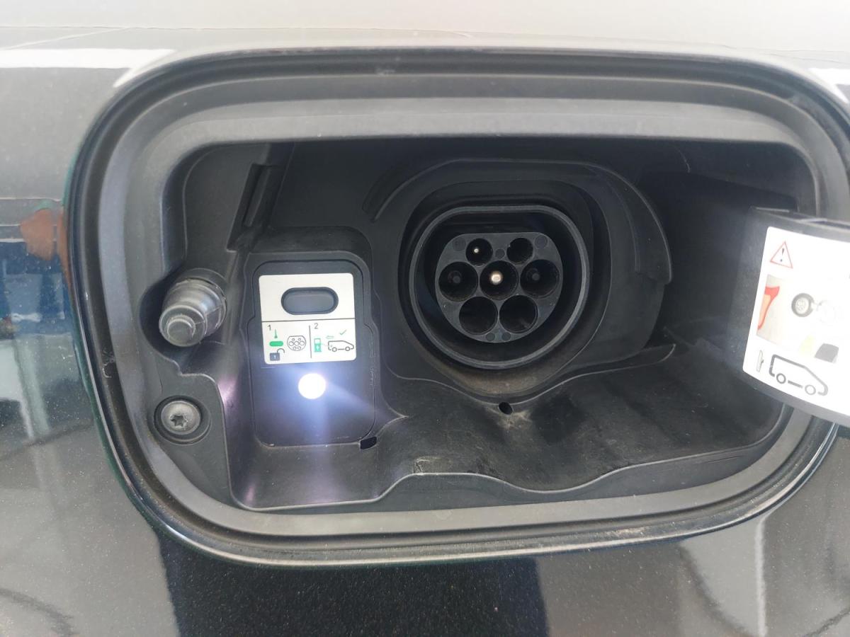 renault-megane-sport-tourer-2021-hibrido-a-gasolina-1598cc