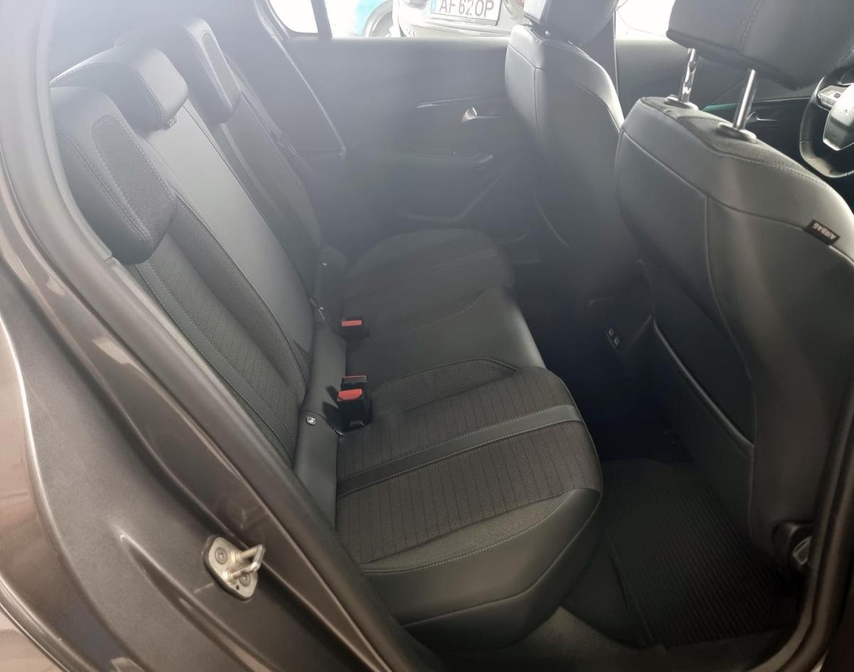 peugeot-208-2021-gasolina-1199cc