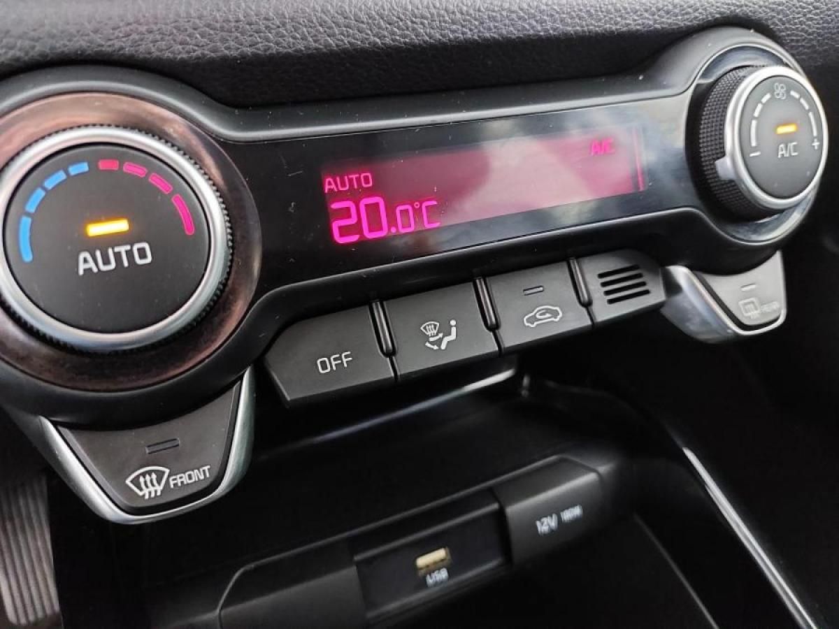 kia-stonic-2022-gasolina-998cc