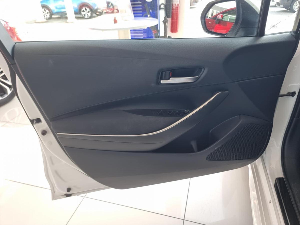 toyota-corolla-2021-hibrido-a-gasolina-1798cc