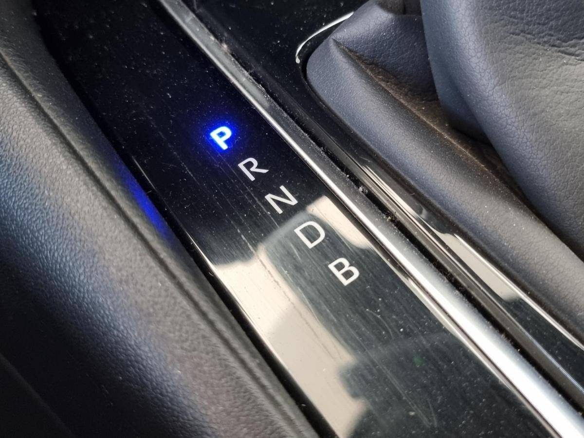 toyota-corolla-2021-hibrido-a-gasolina-1798cc