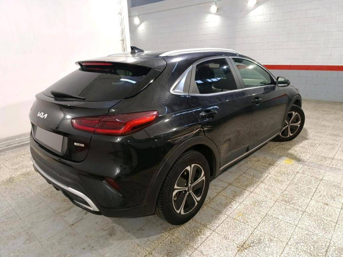 kia-xceed-2023-hibrido-a-gasolina-1580cc