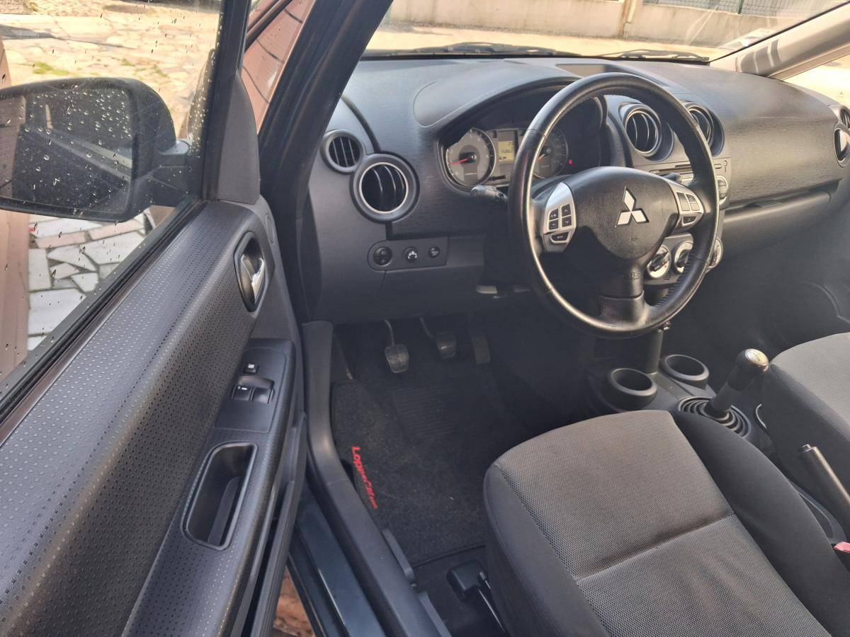 mitsubishi-colt-2011-gasolina-1332cc