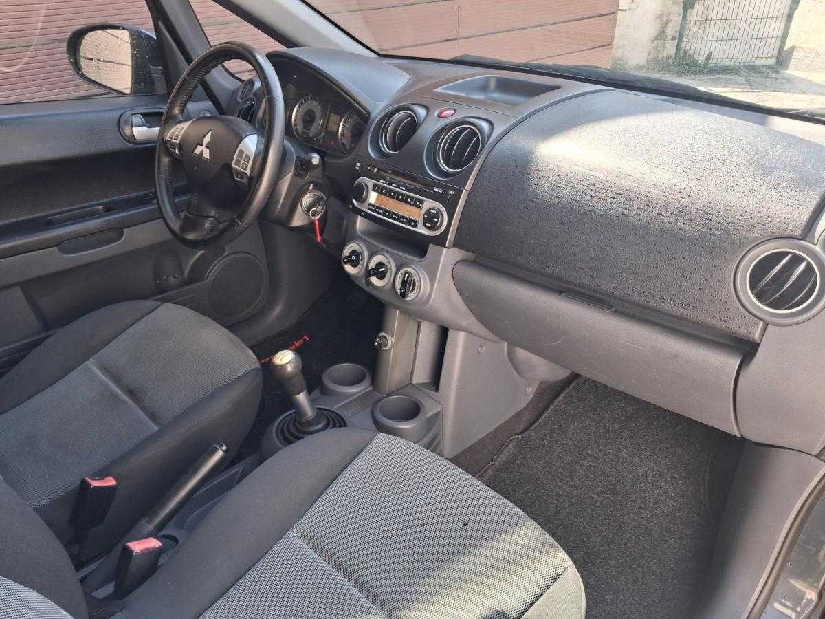 mitsubishi-colt-2011-gasolina-1332cc