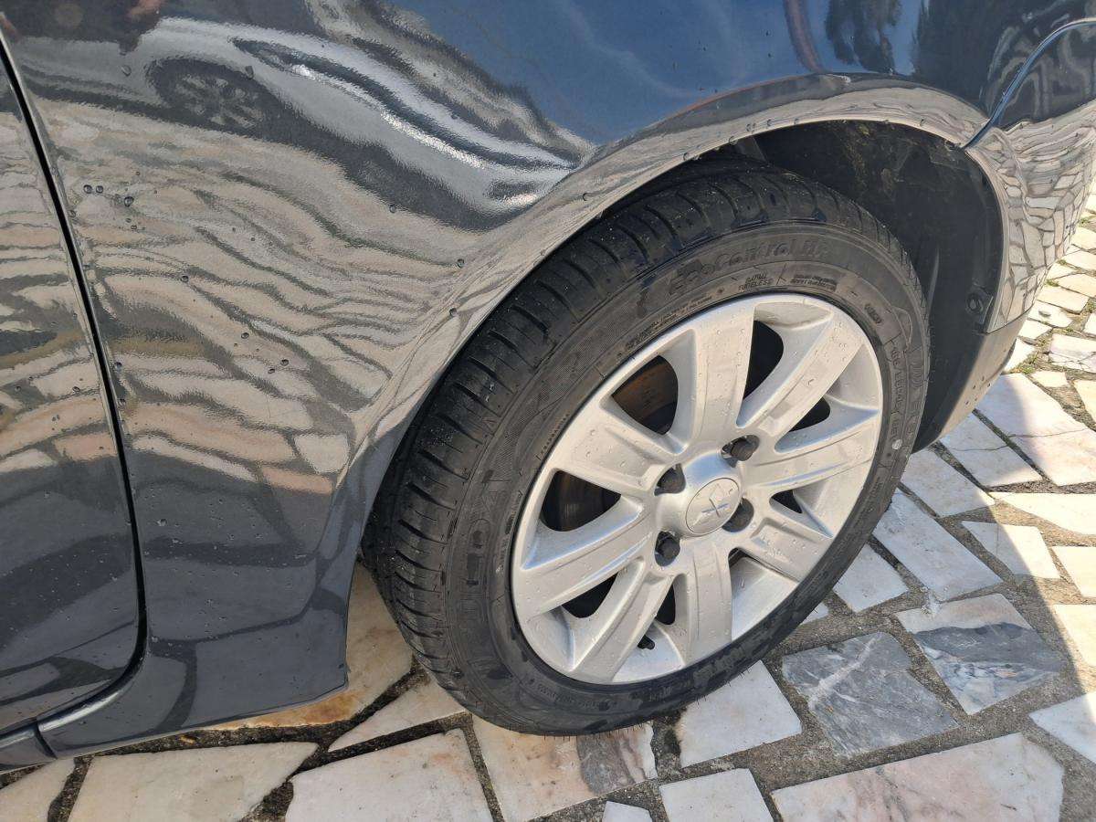 mitsubishi-colt-2011-gasolina-1332cc