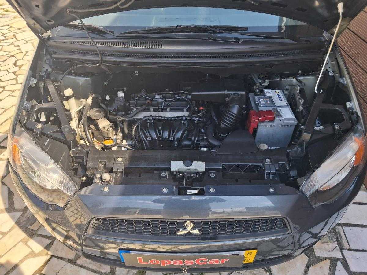 mitsubishi-colt-2011-gasolina-1332cc