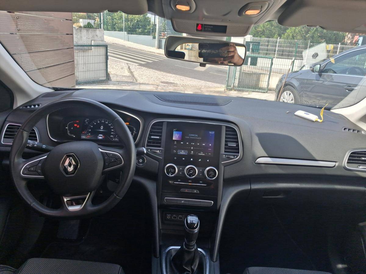 renault-megane-2023-diesel-1461cc