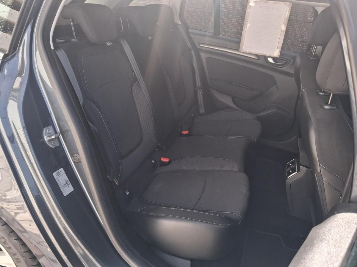 renault-megane-2023-diesel-1461cc
