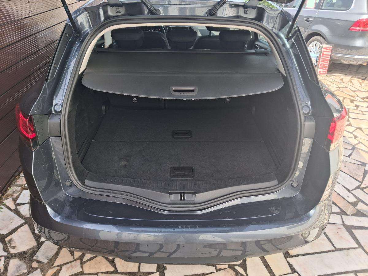 renault-megane-2023-diesel-1461cc