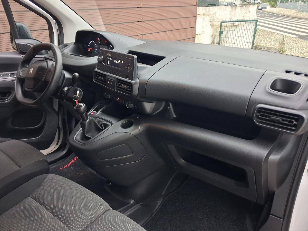 peugeot-partner-2020-diesel-1460cc