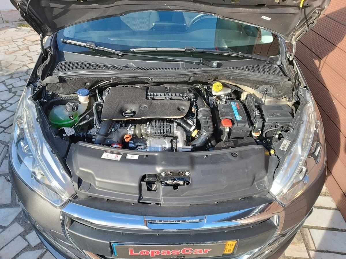 peugeot-208-2018-diesel-1600cc