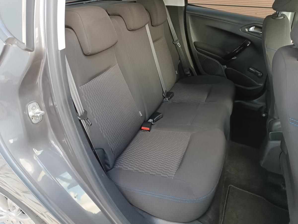 peugeot-208-2018-diesel-1600cc