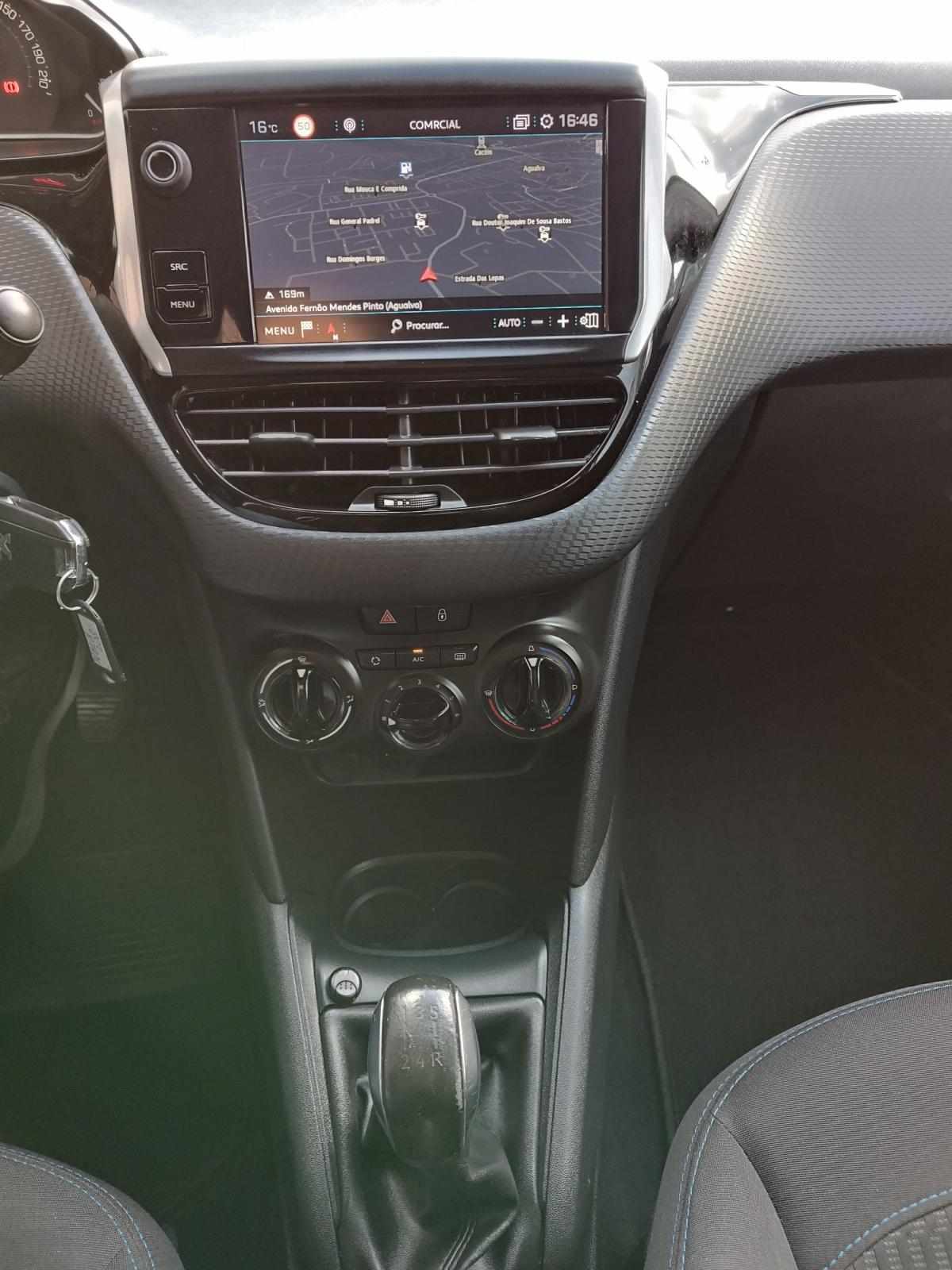 peugeot-208-2018-diesel-1600cc