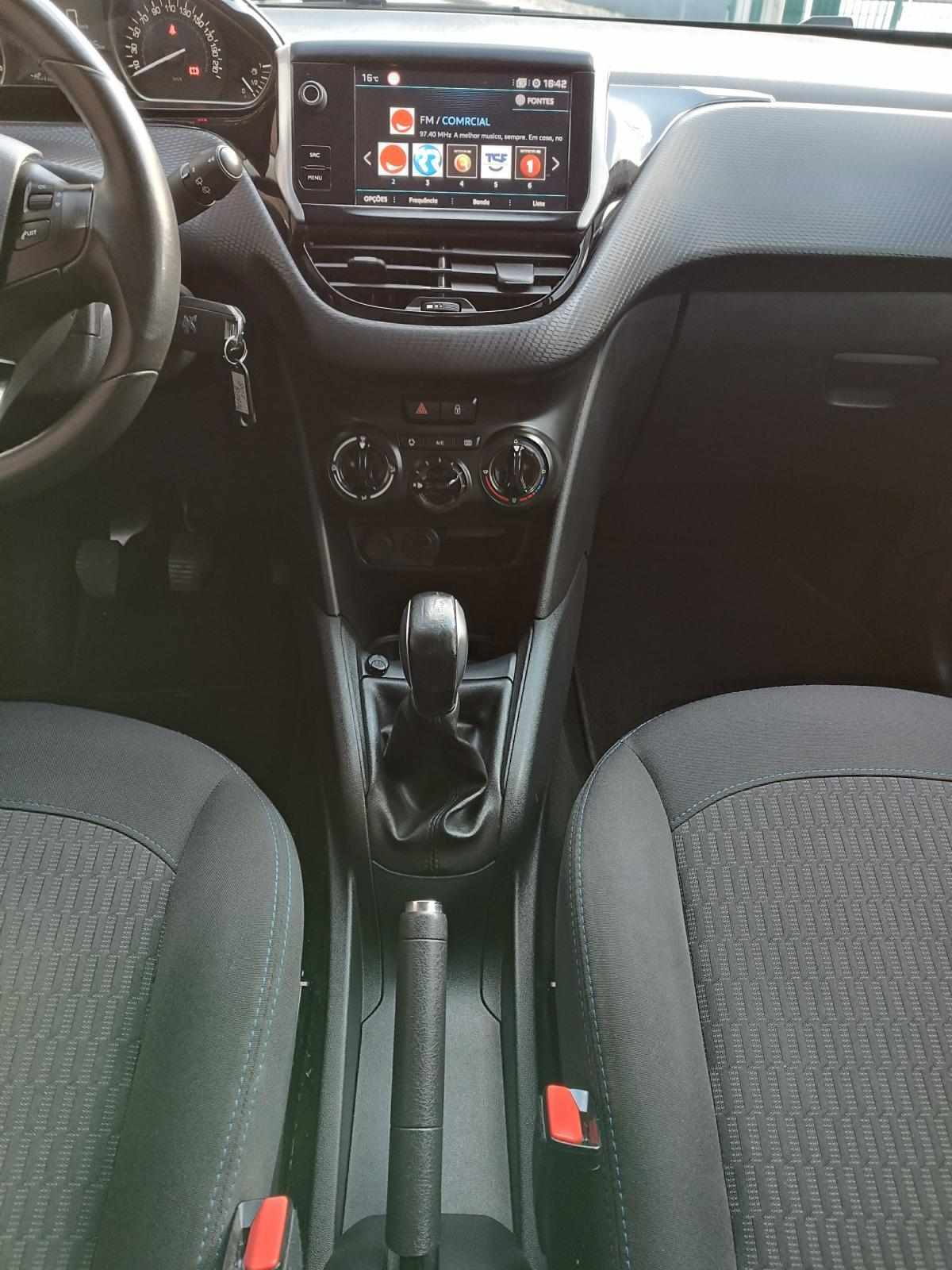 peugeot-208-2018-diesel-1600cc