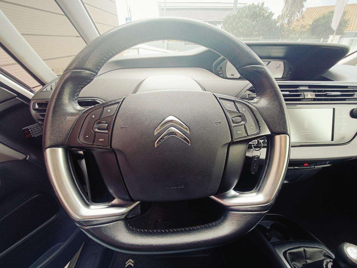 citroen-c4-grand-picasso-2015-diesel-1560cc