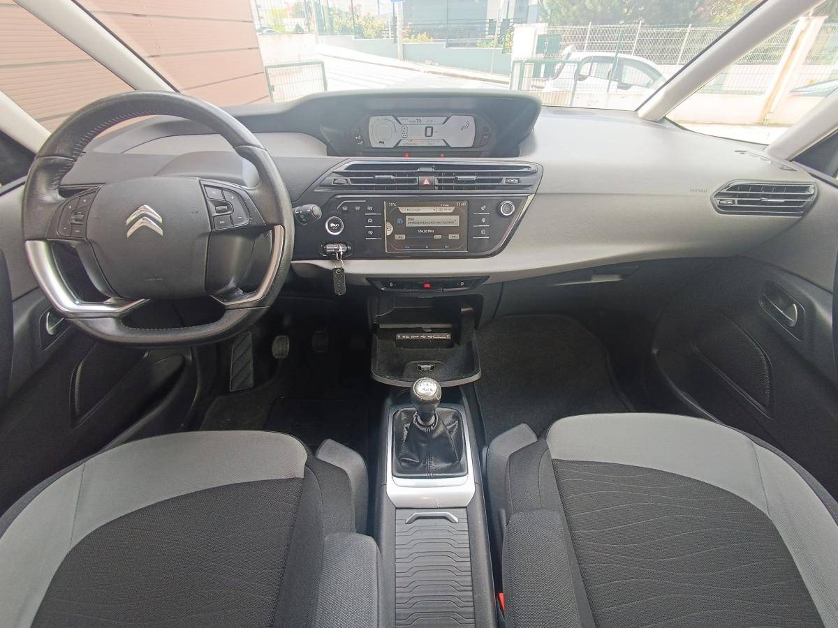 citroen-c4-grand-picasso-2015-diesel-1560cc