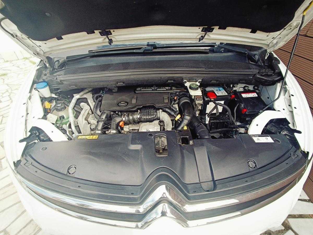 citroen-c4-grand-picasso-2015-diesel-1560cc