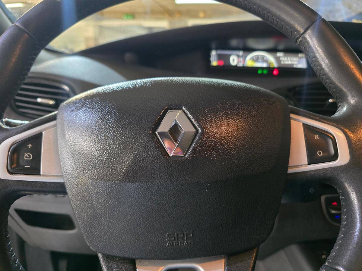 renault-scenic-2012-diesel-1461cc