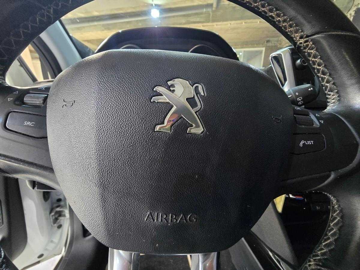 peugeot-2008-2016-gasolina-1199cc
