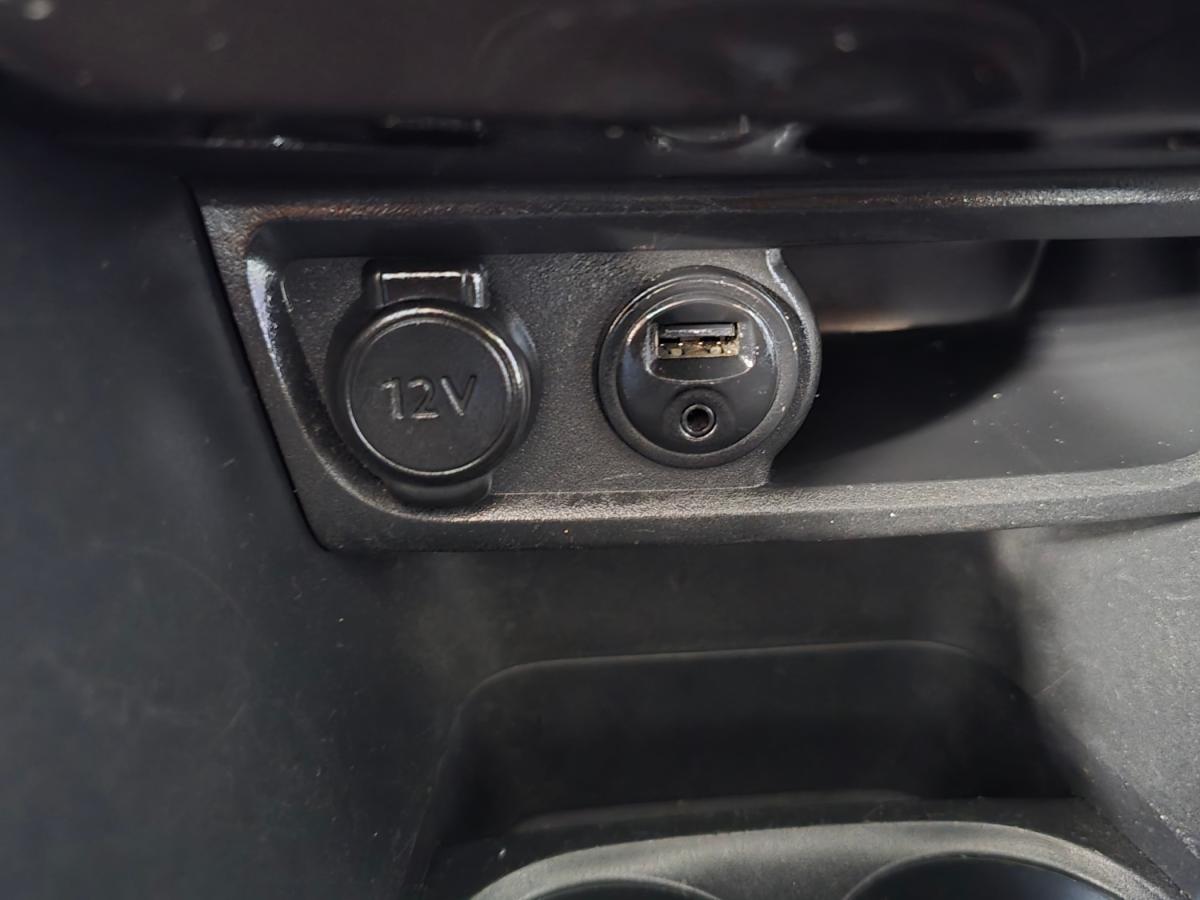 peugeot-2008-2016-gasolina-1199cc