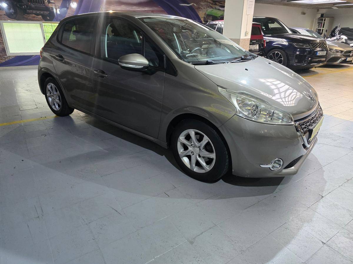 peugeot-208-2012-gasolina-1199cc