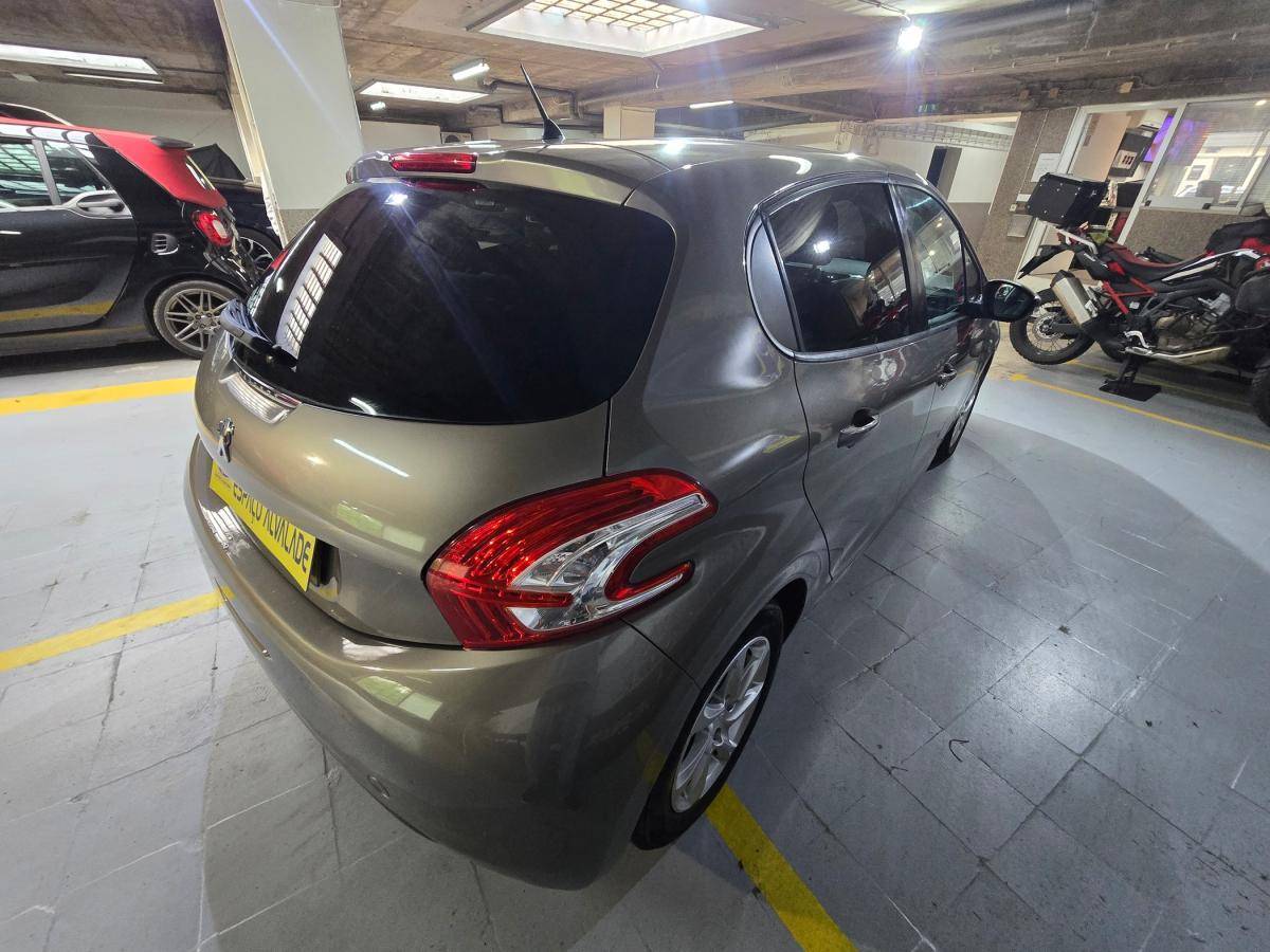 peugeot-208-2012-gasolina-1199cc