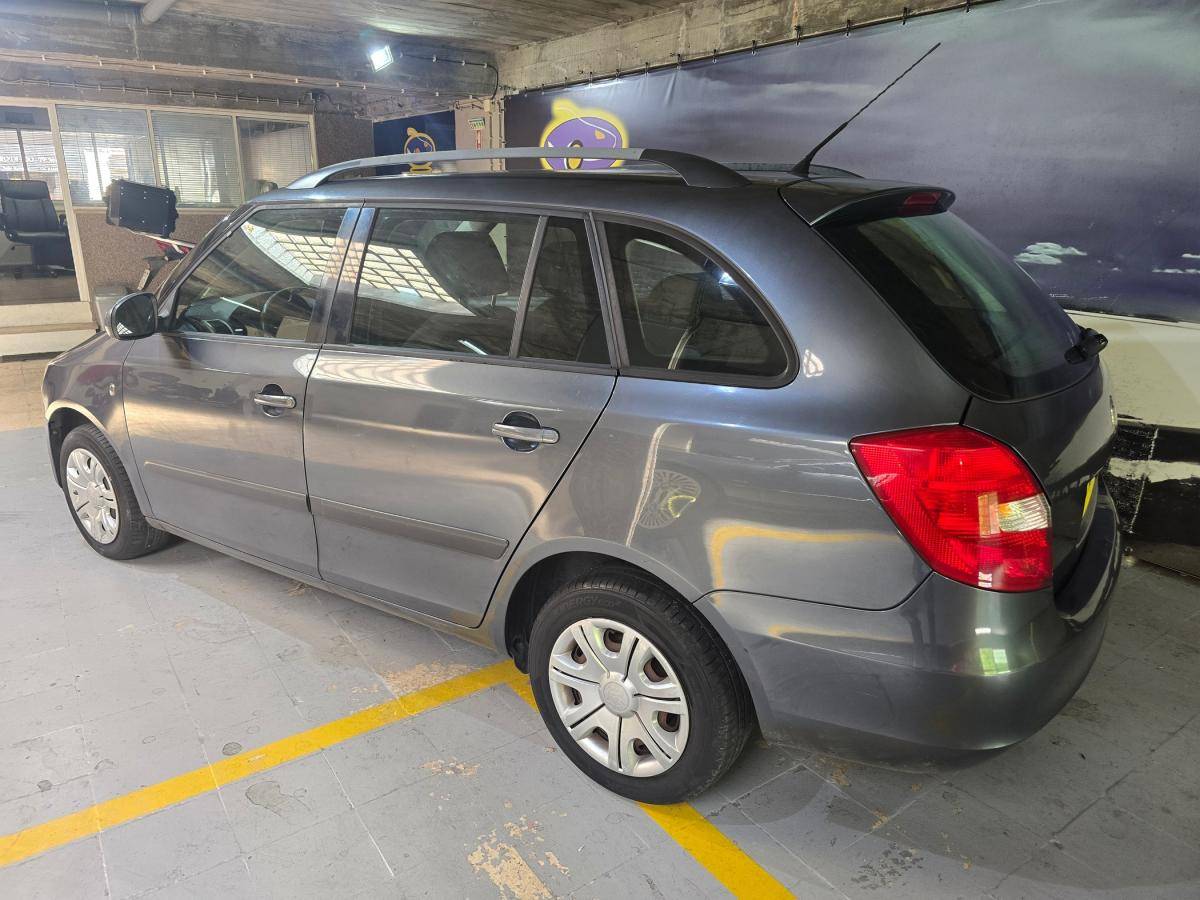 skoda-fabia-break-2008-gasolina-1198cc