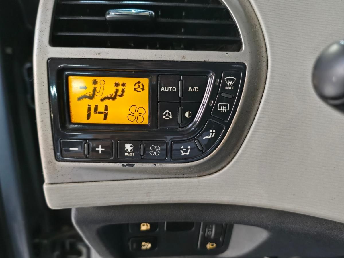 citroen-c4-grand-picasso-2009-diesel-1560cc