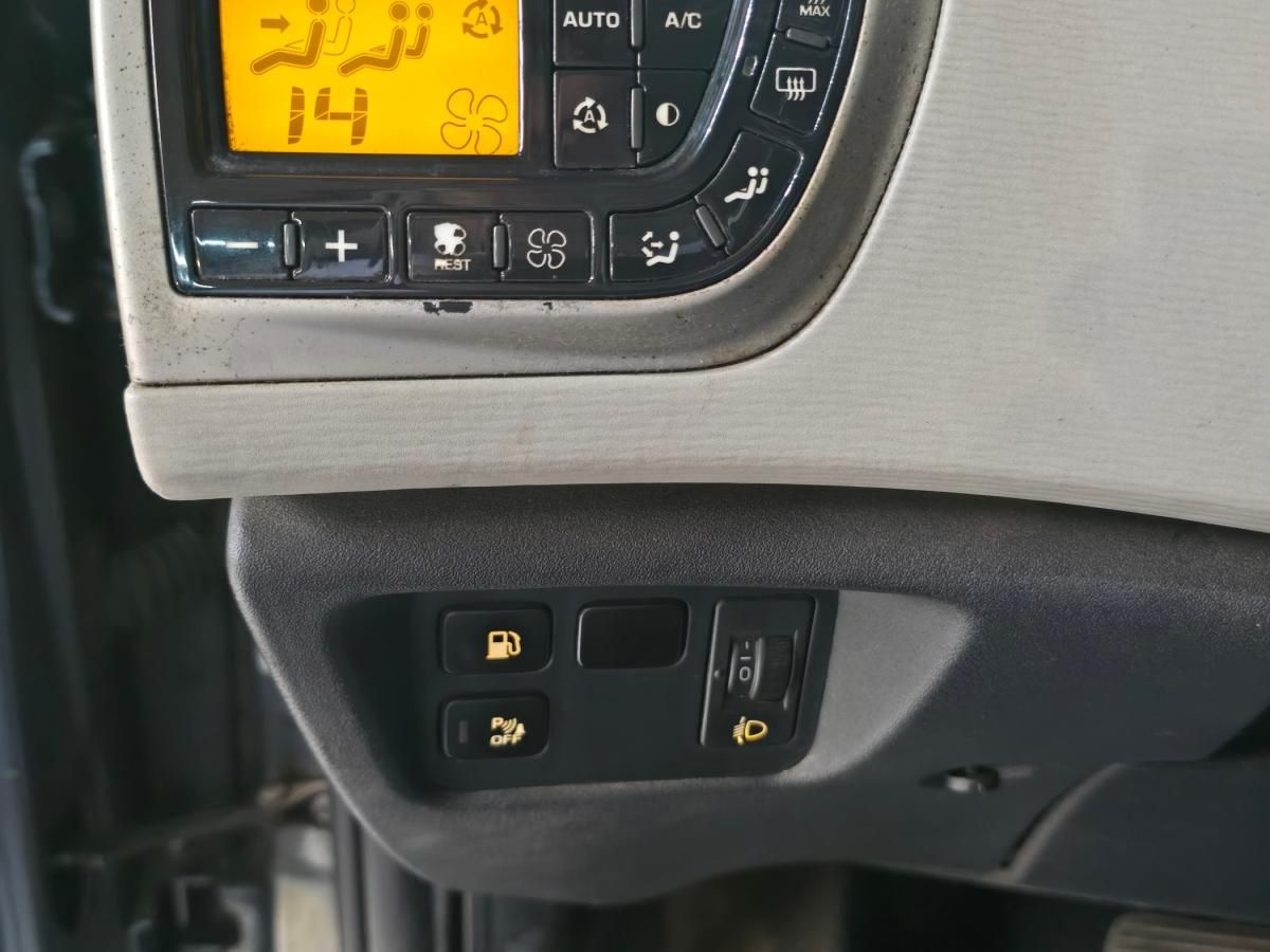 citroen-c4-grand-picasso-2009-diesel-1560cc