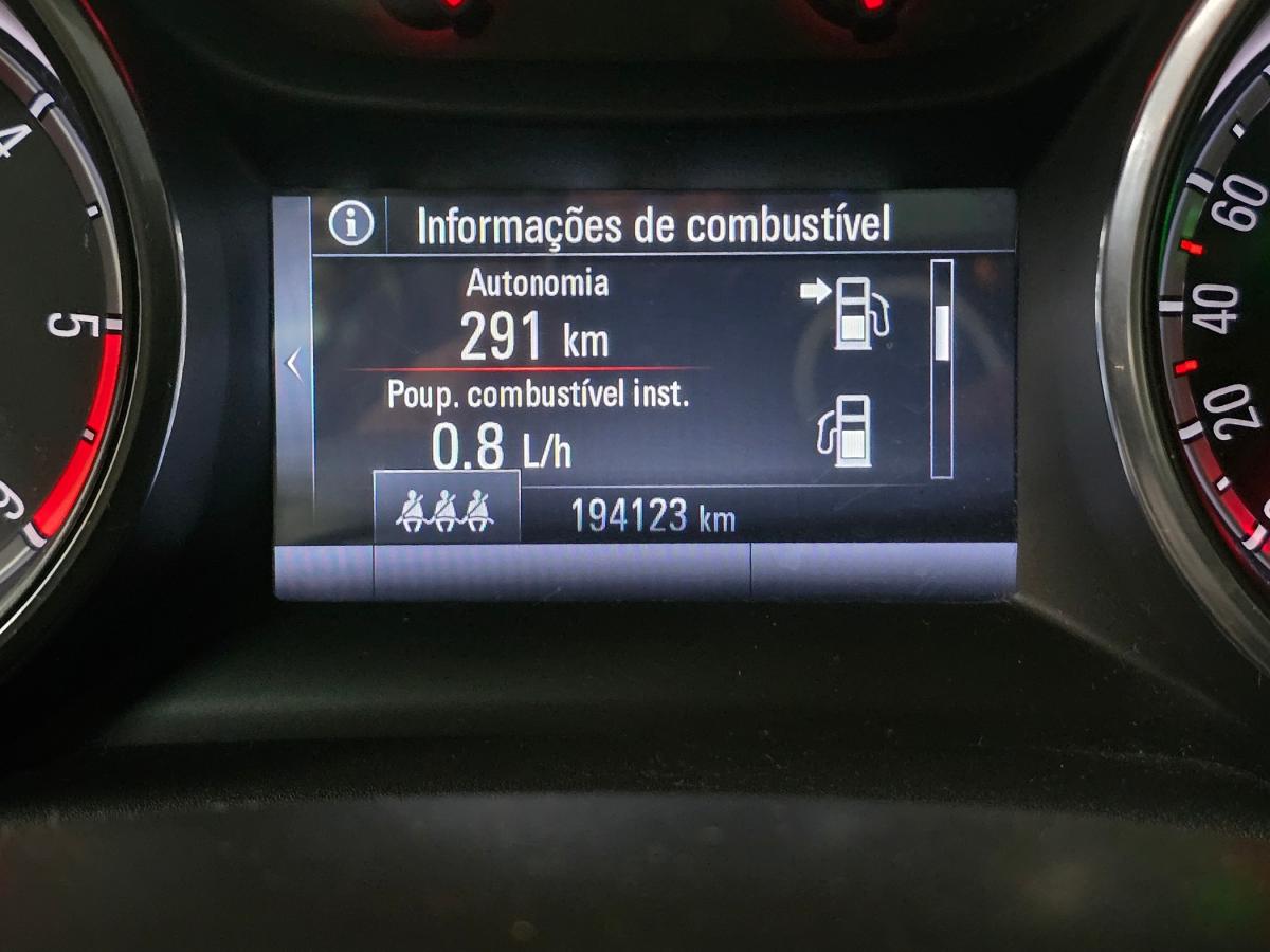 opel-astra-sport-tourer-2016-diesel-1598cc