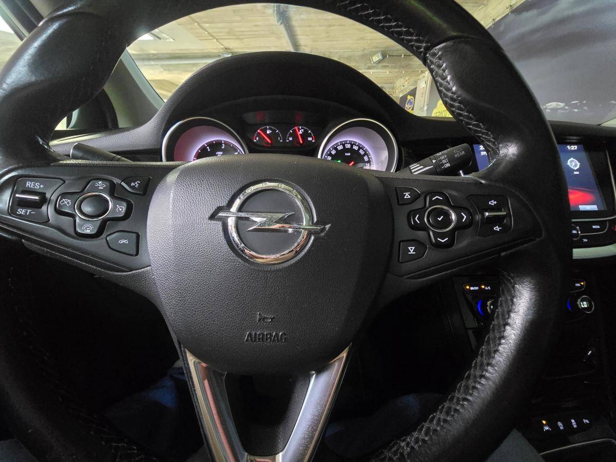 opel-astra-sport-tourer-2016-diesel-1598cc