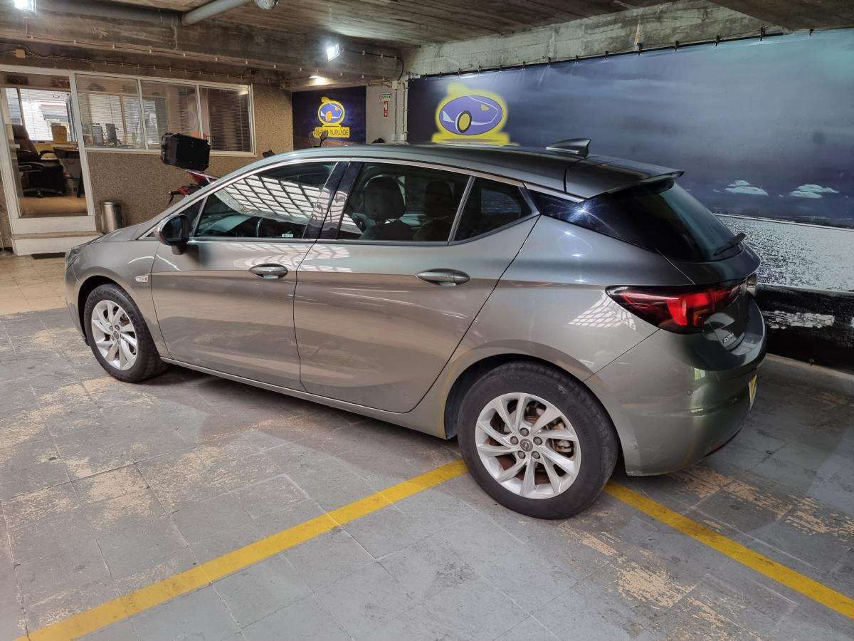opel-astra-2017-diesel-1598cc