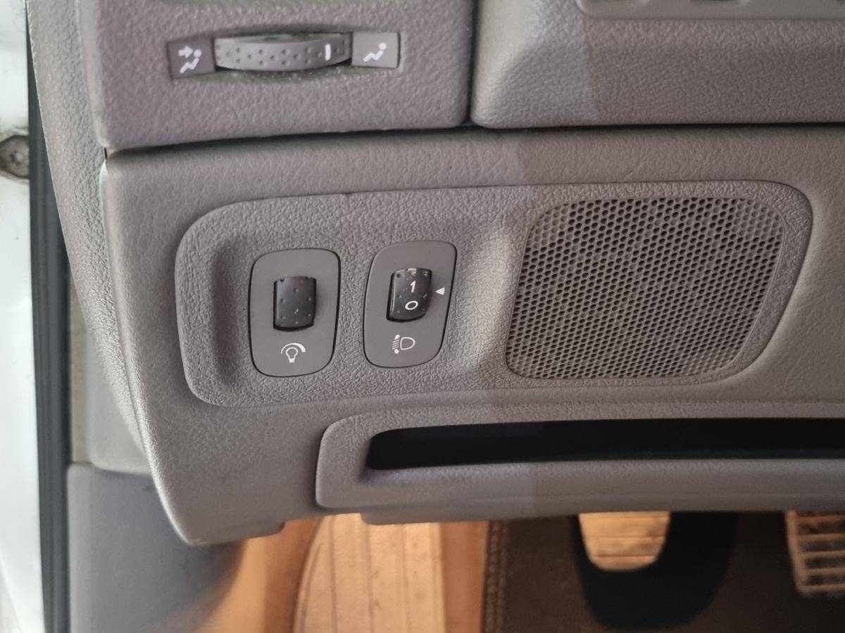 renault-laguna-1-9-dci-2003-diesel-1870cc