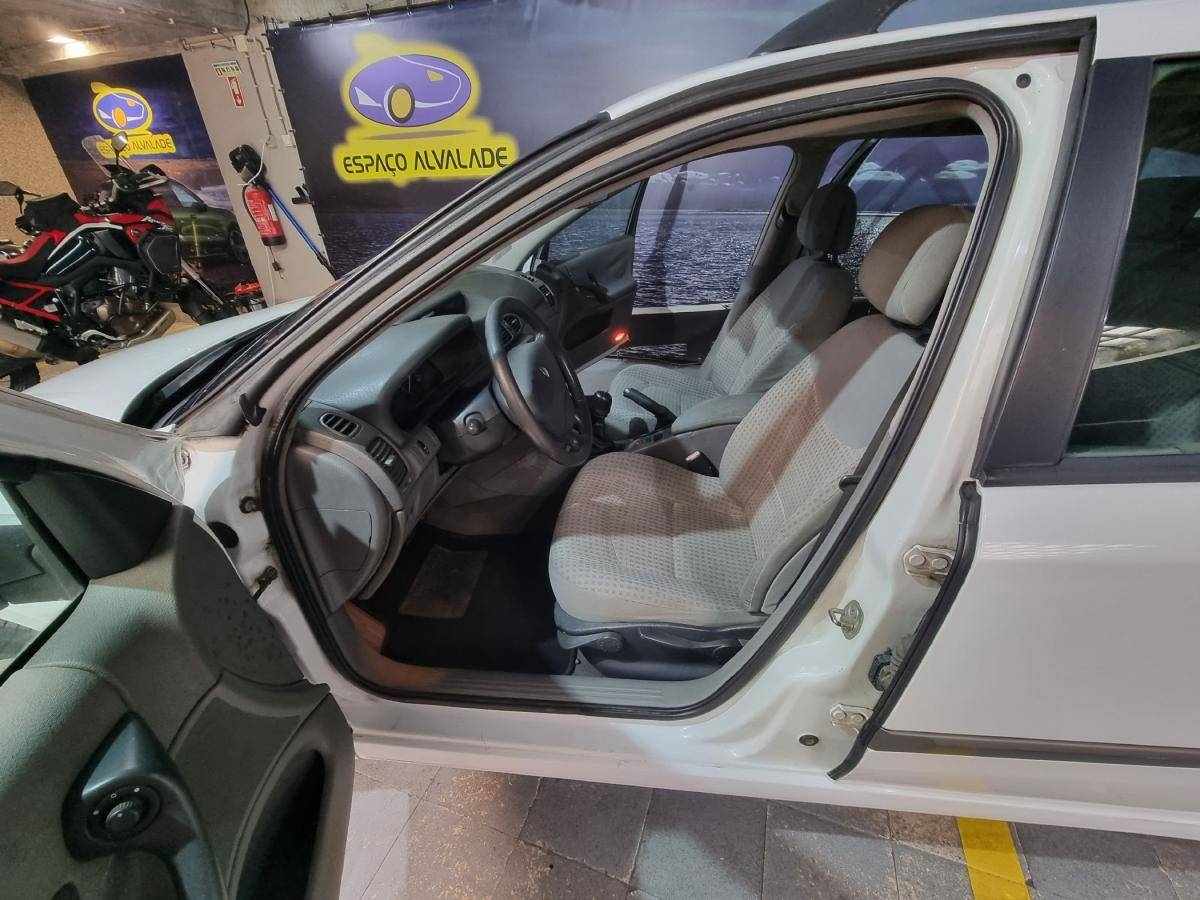 renault-laguna-1-9-dci-2003-diesel-1870cc