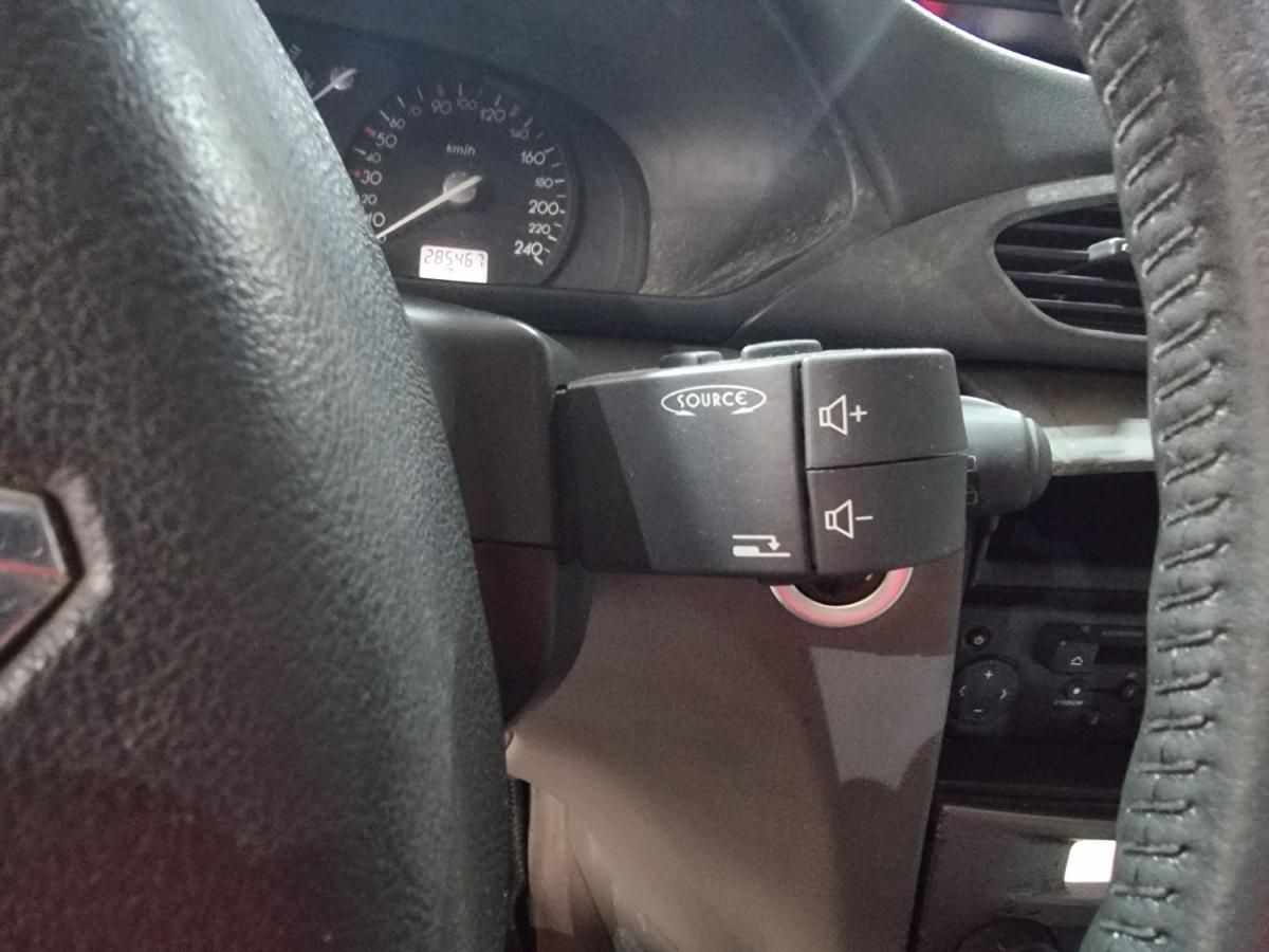 renault-laguna-1-9-dci-2003-diesel-1870cc